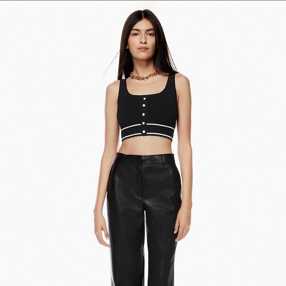 NWT Aritzia Babaton Black Sculpt Knit Buttoned Tank Top